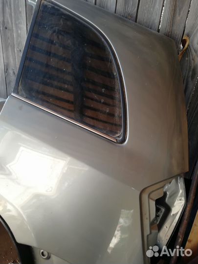 Продам крыло левое