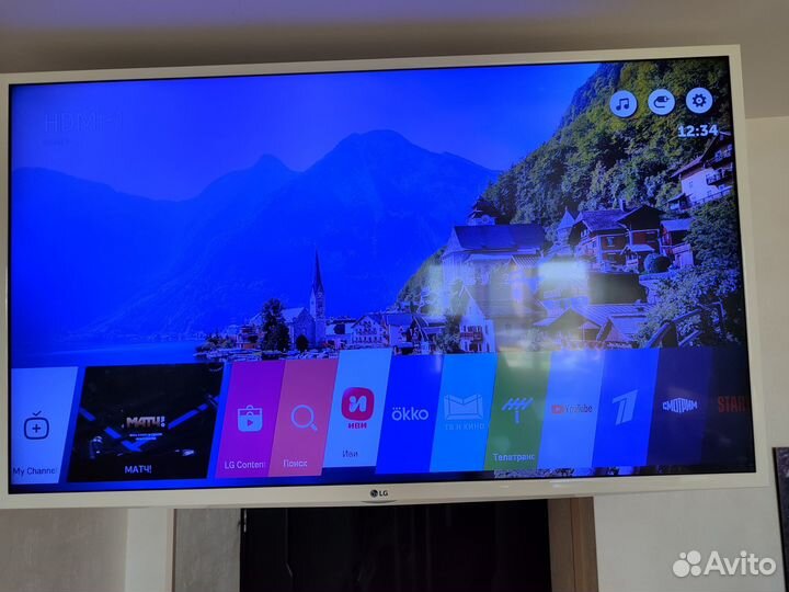 Телевизор lg SMART tv 43 белый 43UH619V