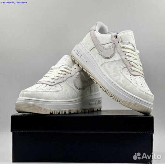 Nike Air Force 1