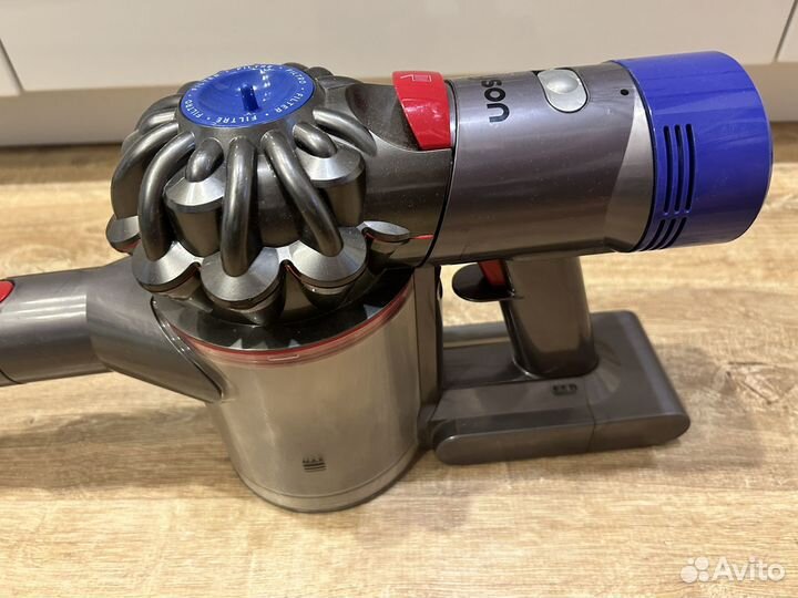 Пылесос dyson v8 animal+