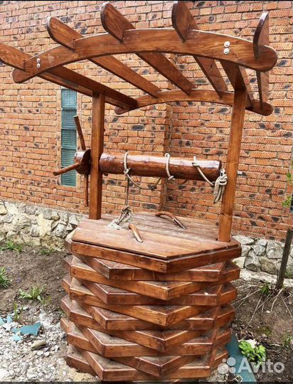 Колодец декоративный