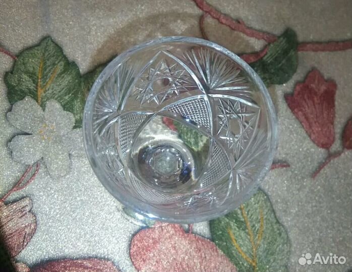 Чехословацкий хрусталь 8 рюмок и поднос