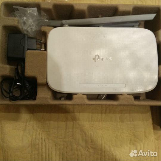 Продам новый роутер