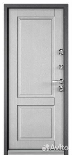 Дверь в дом