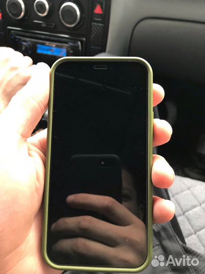 Телефон iPhone 12 mini
