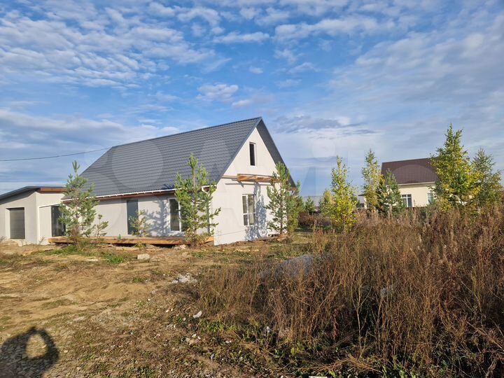 Дом 212 м² на участке 13 сот.