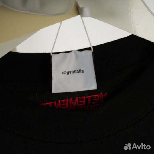 Футболка Vetements