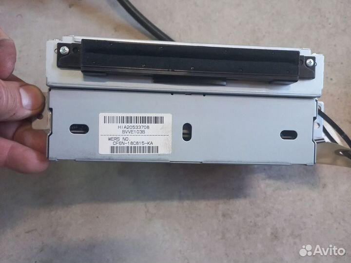 Cd changer на Volvo V40 2 поколение 31357774