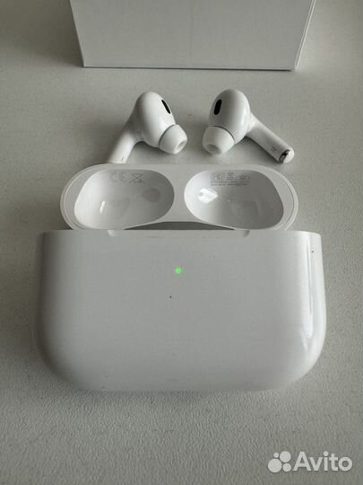 Apple AirPods Pro 2nd generation (MQD83RU/A)