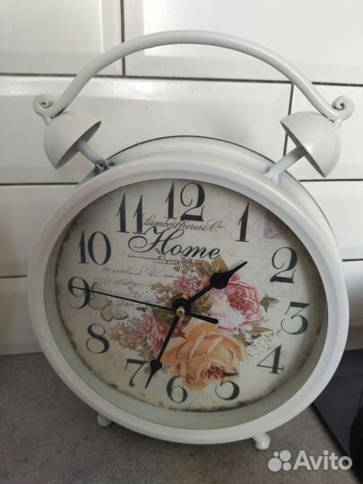 Вазы, часы, кувшин