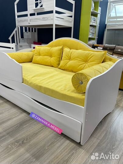 Детская кровать мягкая