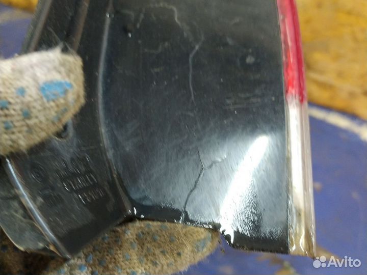 Задние правый фонарь Митсубиси ланцер 9