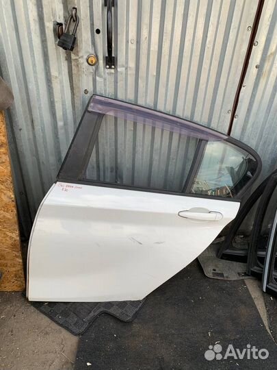 Левая задняя дверь бмв 1 серии F20 BMW F20