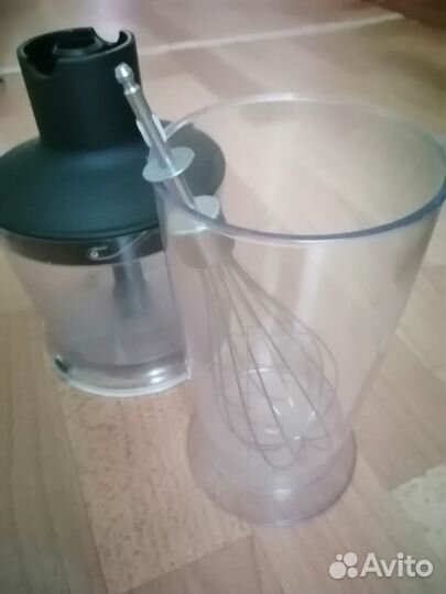 Измельчитель и стакан с венчиком