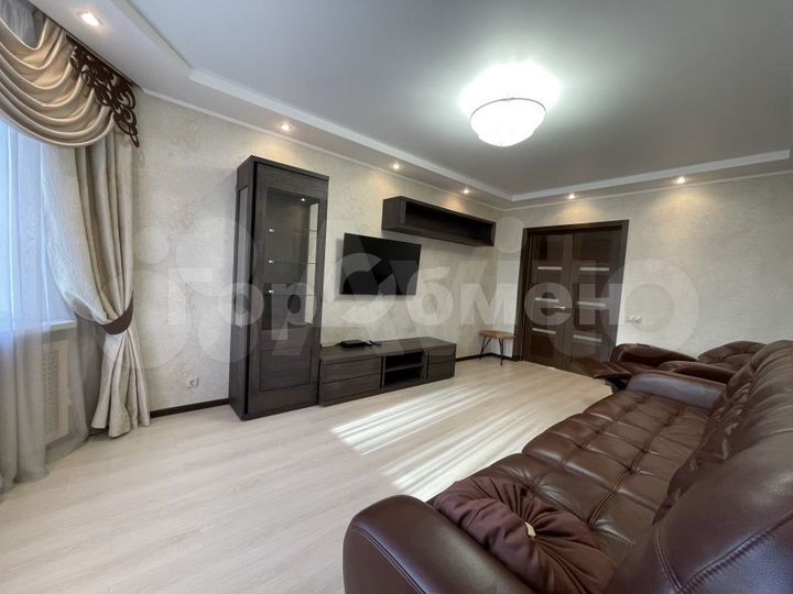 2-к. квартира, 70 м², 5/17 эт.