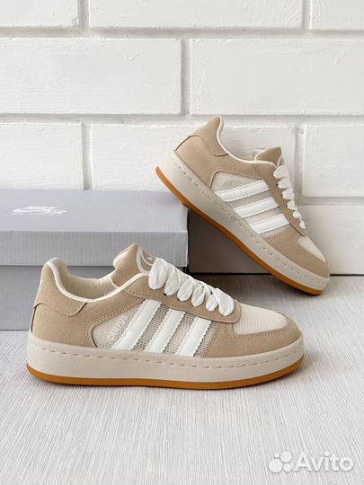 Новые женские летние кроссовки Adidas