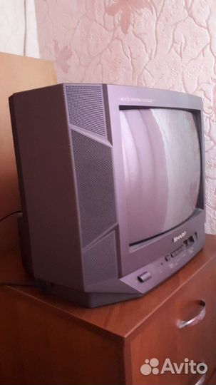 Телевизор бу Sharp