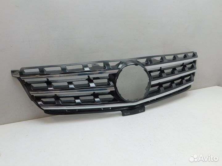 Решетка радиатора Mercedes-Benz M (ML/GLE) W166 (7