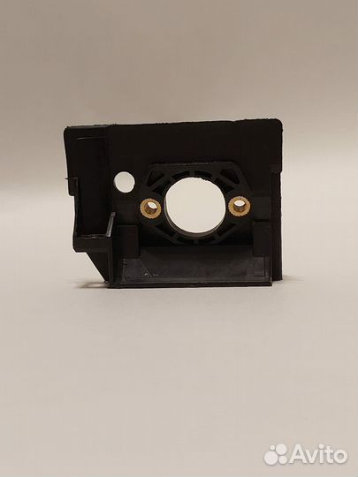 Кронштейн крепления карбюратора