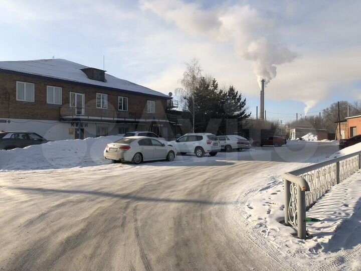 Машиноместо, > 30 м²