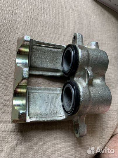 Суппорт передний Girling Volvo 7, 9 серии без абс