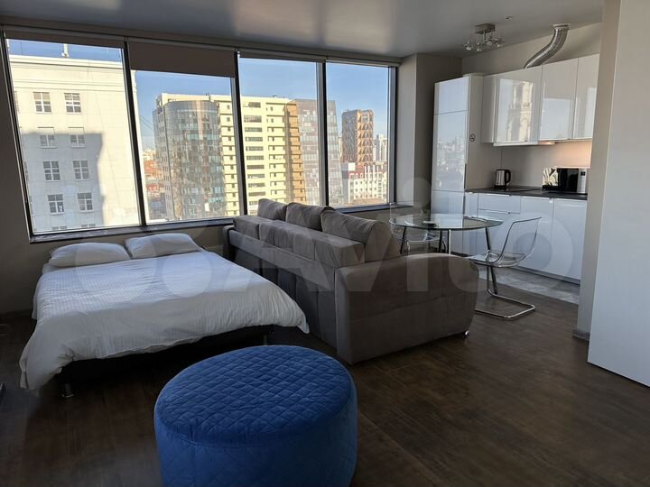 1-к. квартира, 40 м², 8/15 эт.