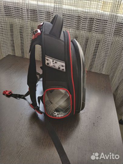 Рюкзак школьный для мальчика ортопедический новый