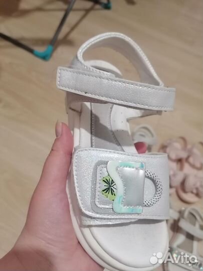 Сандалии для девочки