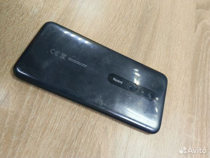 Xiaomi Redmi 8, 4/64 ГБ