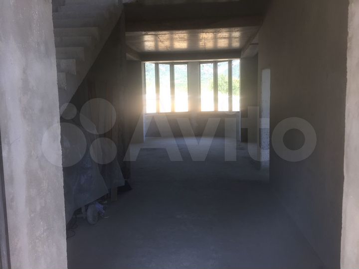 Дом 206,7 м² на участке 4 сот.