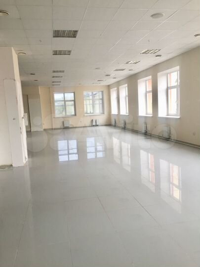 Торговая площадь, 950 м²