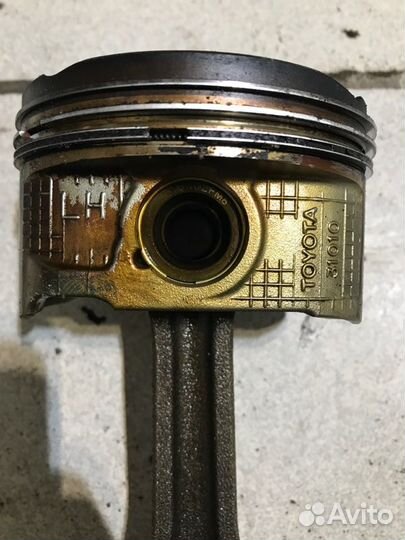 Поршень c шатуном левый Lexus Gs300 GRS190 3grfse