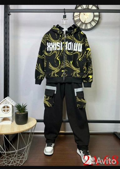 Спортивный костюм на мальчика утеплённый