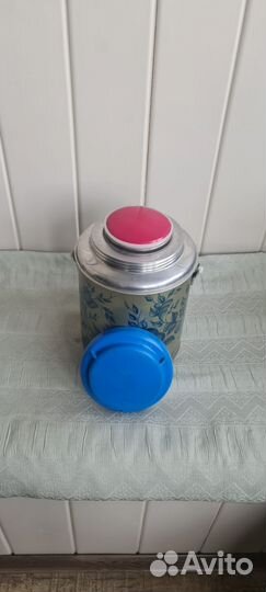 Термосы: 1новый и 3б/у