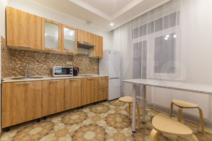 1-к. квартира, 42 м², 13/30 эт.