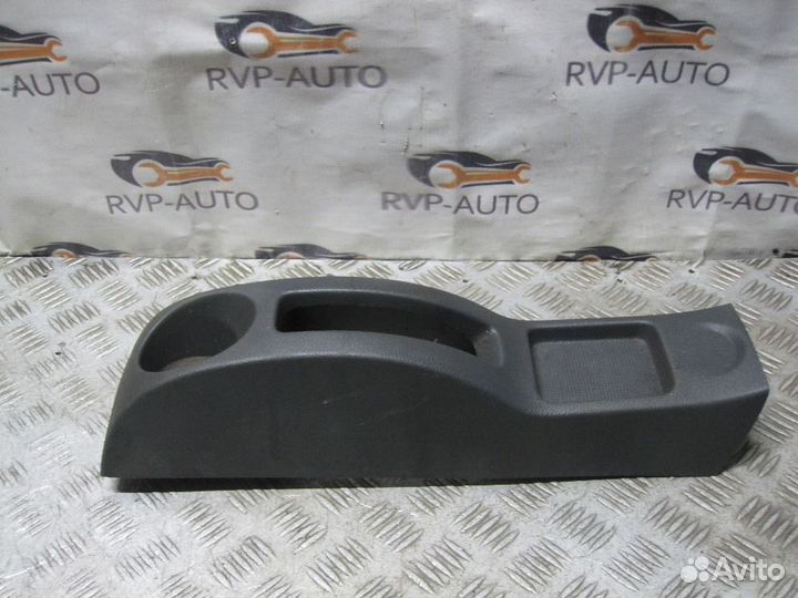 Консоль ручника Renault Logan 2004-2015