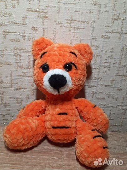 Плюшевая вязаная игрушка/Тигр