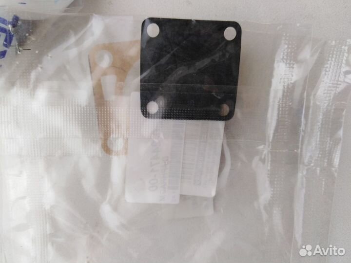 Прокладка топливного насоса лодочного мотора