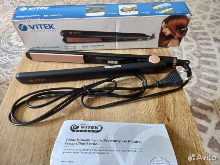 Выпрямитель для волос новый