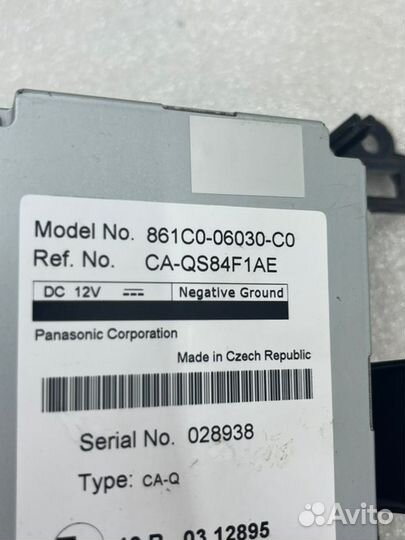 Зарядное устройство беспроводное Toyota Camry