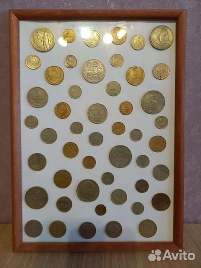 Деньги в рамке