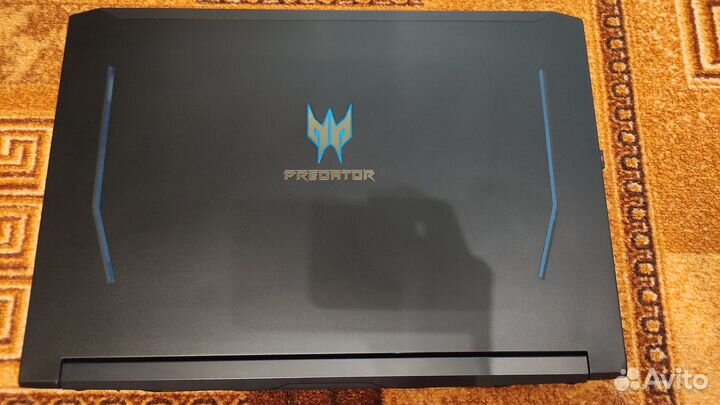 Игровой ноутбук Acer Predator Helios 300 17.3
