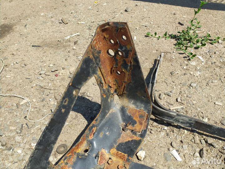 Кронштейн топливного бака газон некст