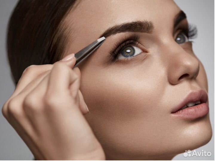 Вакансия мастер бровист