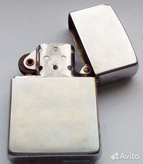 Zippo 60-х годов,made in USA.Военная