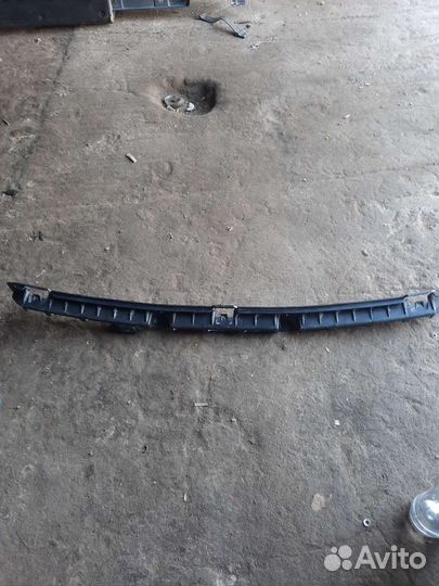 Кронштейн заднего бампера центральный opel MerivaB