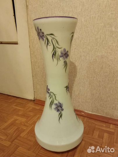 Напольная ваза