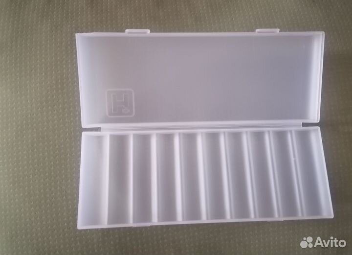 Футляр для аккумуляторов 18650 (входит 10шт)