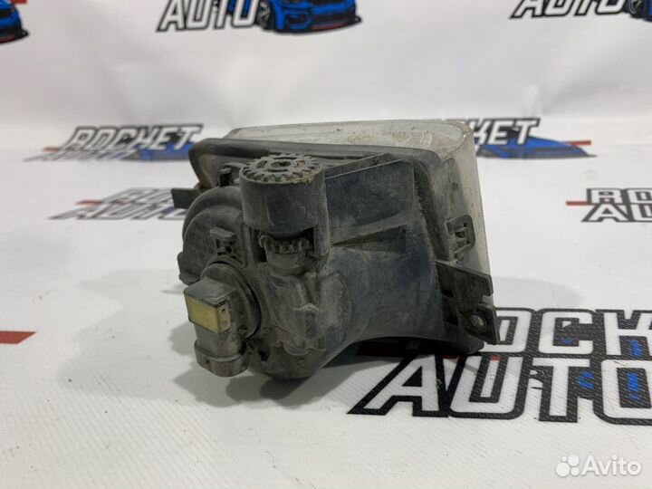 Фара противотуманная левая BMW 750i 63177182195