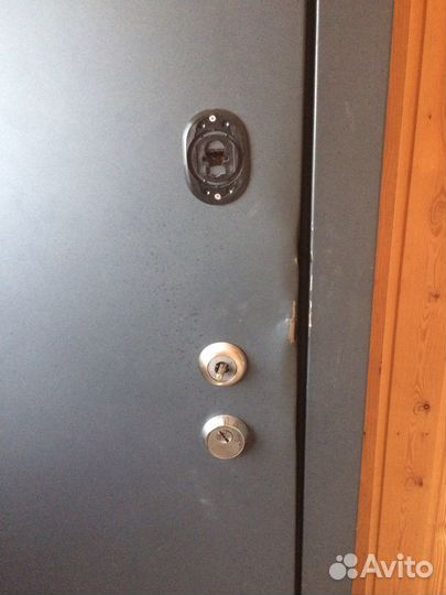 Дверь входная металлическая